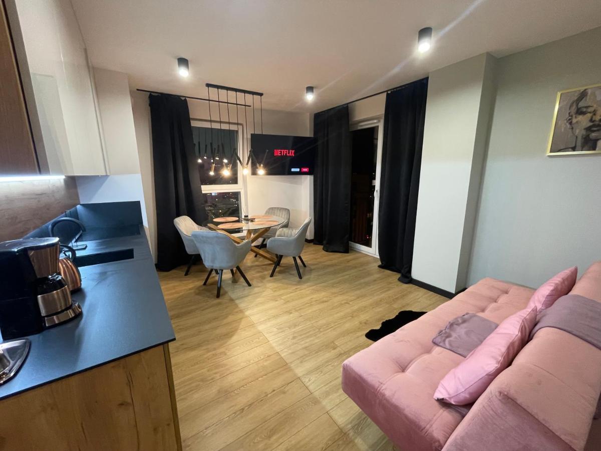 Kobiela Apartments Debowe Tarasy Катовице Екстериор снимка