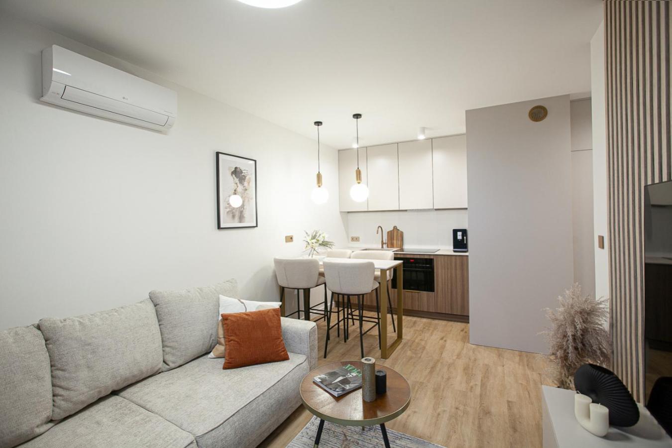 Kobiela Apartments Debowe Tarasy Катовице Екстериор снимка