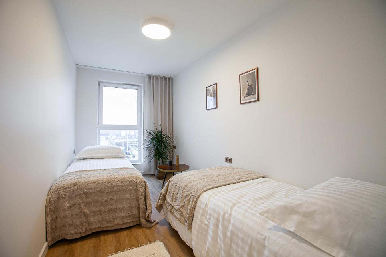 Kobiela Apartments Debowe Tarasy Катовице Екстериор снимка
