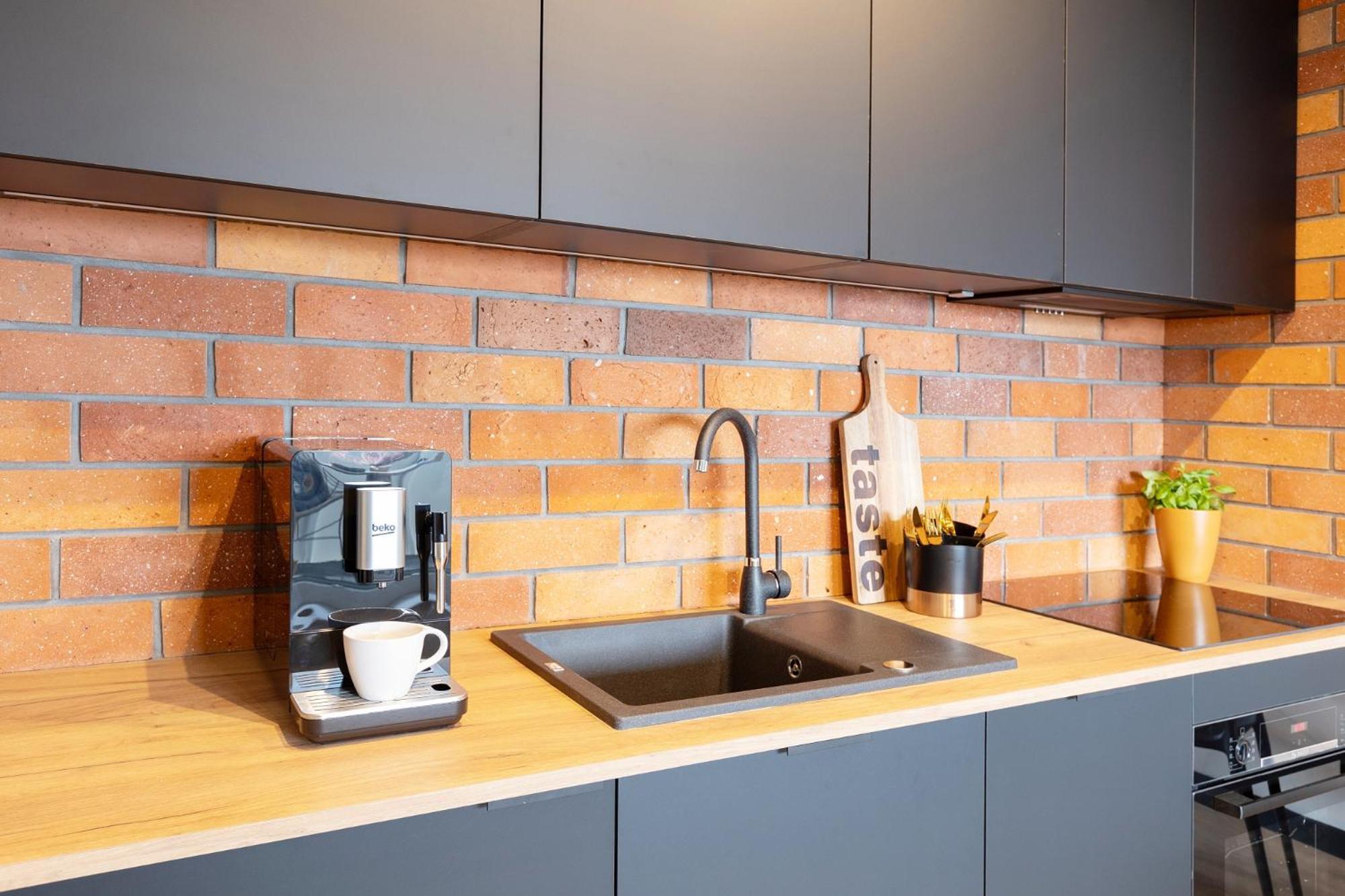 Kobiela Apartments Debowe Tarasy Катовице Екстериор снимка