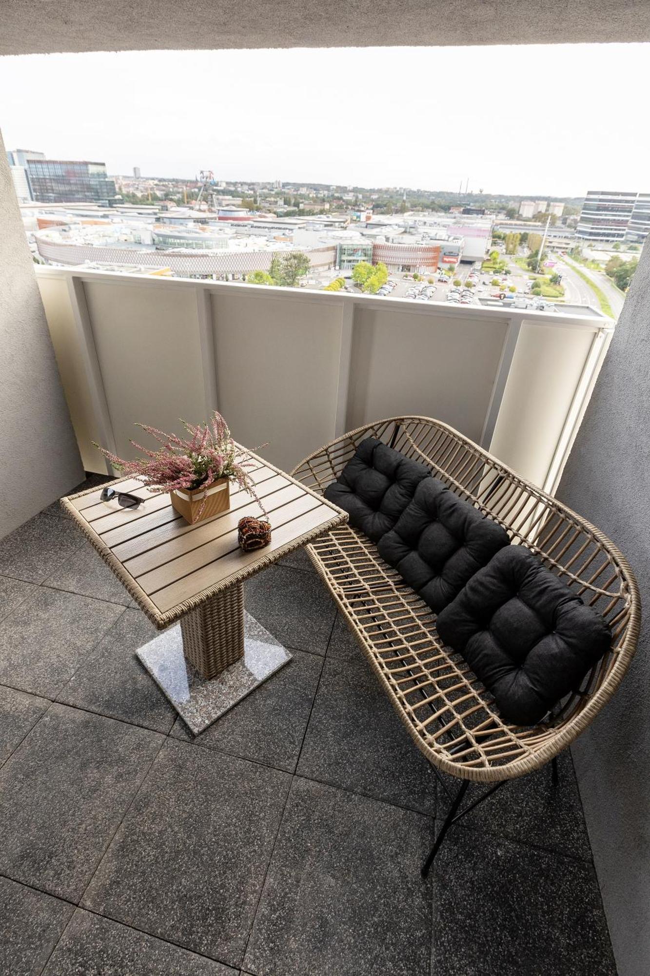 Kobiela Apartments Debowe Tarasy Катовице Екстериор снимка